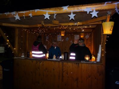 Foto des Albums: Silvester-Open-Air auf dem Burghof-Gelände mit grandiosem Höhenfeuerwerk