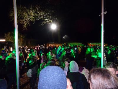 Foto des Albums: Silvester-Open-Air auf dem Burghof-Gelände mit grandiosem Höhenfeuerwerk