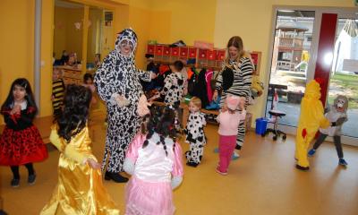 Foto des Albums: "Auf dem Bauernhof" Karneval im Kindergarten