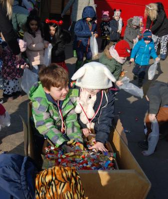 Foto des Albums: "Auf dem Bauernhof" Karneval im Kindergarten