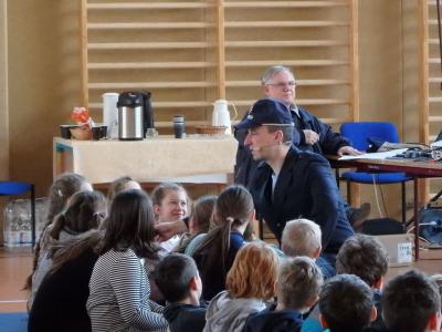 Foto des Albums: Das Landespolizeiorchester zu Besuch an unserer Schule (02. 03. 2018)