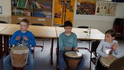 Foto des Albums: Trommeln für den "Jungen mit der Deutschlandfahne"