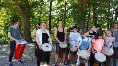 Foto des Albums: Trommeln für den "Jungen mit der Deutschlandfahne"