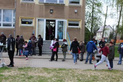 Foto des Albums: Ostereier suche in der ehemalige Schule