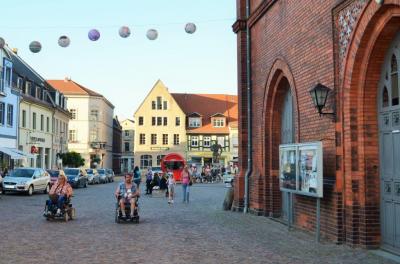 Foto des Albums: „Spätschicht“ lockte viele in die Innenstadt (05. 07. 2018)