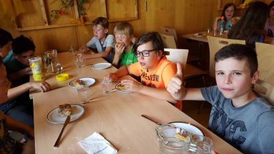 Foto des Albums: Schullandheimaufenthalt der Klasse 4a im Schullandheim Thüringer Hütte