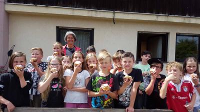 Foto des Albums: Schullandheimaufenthalt der Klasse 4a im Schullandheim Thüringer Hütte