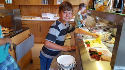 Foto des Albums: Schullandheimaufenthalt der Klasse 4a im Schullandheim Thüringer Hütte