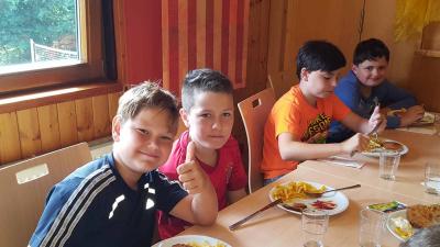 Foto des Albums: Schullandheimaufenthalt der Klasse 4a im Schullandheim Thüringer Hütte