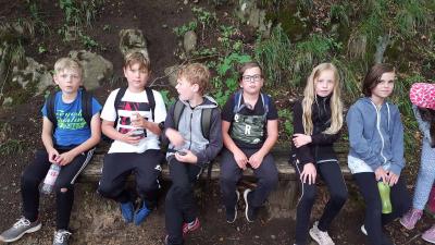 Foto des Albums: Schullandheimaufenthalt der Klasse 4a im Schullandheim Thüringer Hütte