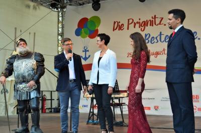 ... Angelo Raciti, dem k&uuml;nstlerischen Leiter der Lotte Lehmann Akademie und Woche, ... 
