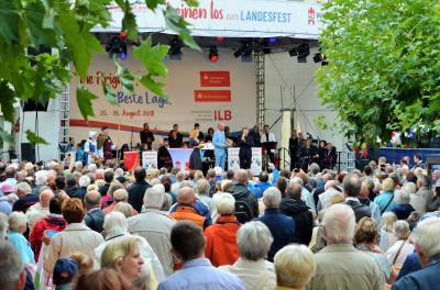 Das Live-Sound-Orchester der Kreismusikschule Prignitz er&ouml;ffnete musikalisch den Brandenburg-Tag. 