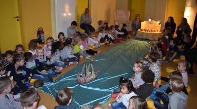 Foto des Albums: Der Nikolaus besucht uns