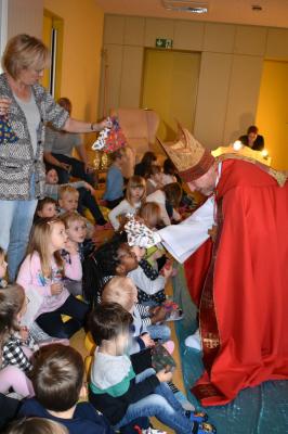 Foto des Albums: Der Nikolaus besucht uns