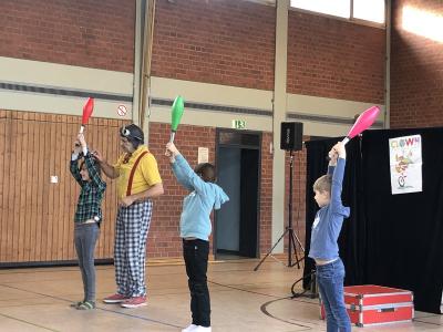 Kinder mussten helfen. 