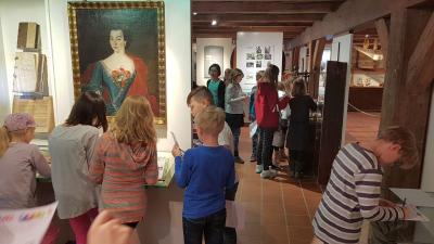 Foto des Albums: Schülerkonzert und Museumsbesuch der 3. und 4. Klassen