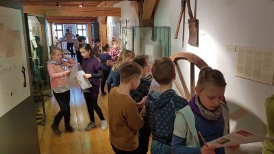 Foto des Albums: Schülerkonzert und Museumsbesuch der 3. und 4. Klassen