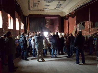 Besichtigung Gro&szlig;er Markt 10 des Innenbereiches (Saal) 