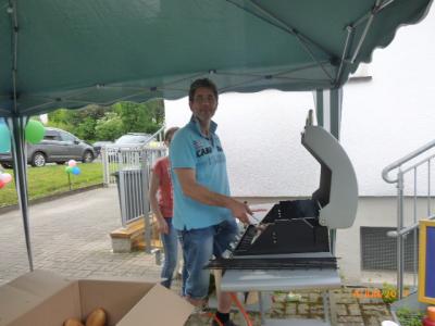 Foto des Albums: Beim Sommerfest auf der Wiese... 2019 in der KiM