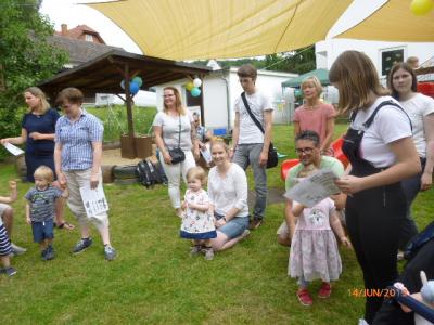 Foto des Albums: Beim Sommerfest auf der Wiese... 2019 in der KiM
