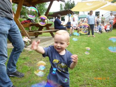 Foto des Albums: Beim Sommerfest auf der Wiese... 2019 in der KiM