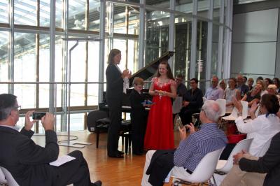 Foto des Albums: Laetitia mit Bruder Philip beim Exclusivkonzert für den Vorstand der Lufthansa