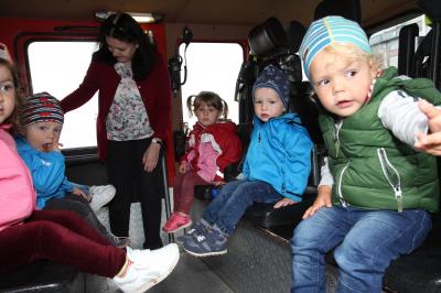 Foto des Albums: Tatü, tata, die Feuerwehr ist da...
