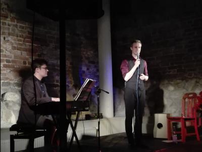 Foto des Albums: Christian Felski und  Timo Kreis mit ihrem aktuellen Bodo Wartke-Programm