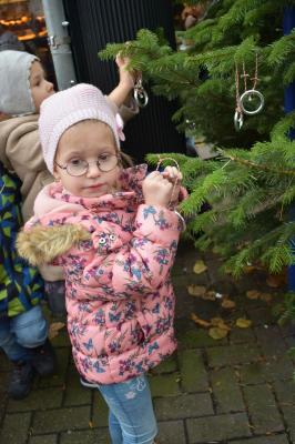 Foto des Albums: Tannenbaum schmücken