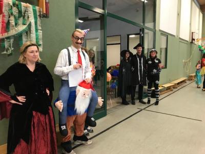 Erzieher und Lehrer 