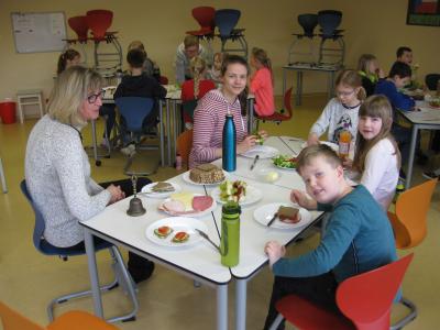 Foto des Albums: "Brot macht Schule", 2020 (28.02.2020)