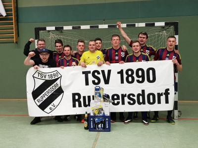 Foto des Albums: Titelverteidigung gelungen: Männer gewinnen erneut Hallenturnier der ISG Hagenwerder in Ostritz