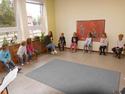 Foto des Albums: Besuch von Grundschullehrerinnen