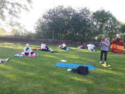 Foto des Albums: Yoga auf dem Sportplatz (01. 08. 2020)