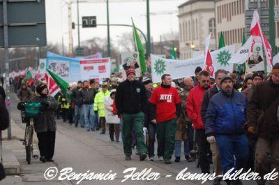 Foto des Albums: Demo und Kundgebung der Gewerkschaften in Potsdam (13.02.2009)