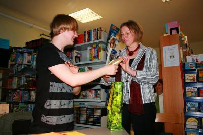 Foto des Albums: Lesung zum Welttag des Buches mit Claudius Drewin (24.04.2009)