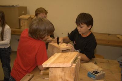 Foto des Albums: Nistkastenbau durch Schüler der Burggrundschule Kelbra
