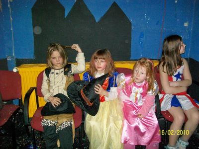 Foto des Albums: Faschingsfeier im Offi 16.2.10