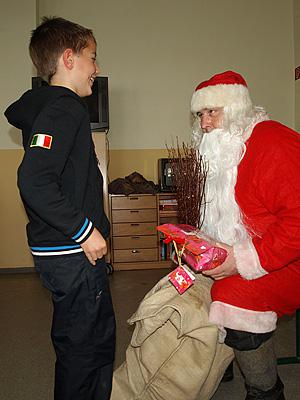 Foto des Albums: Der Weihnachtsmann kommt! (16. 12. 2010)