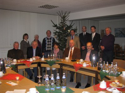 Foto des Albums: Der Unternehmerstammtisch unterstützt DKMS (22.12.2011)
