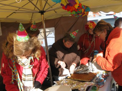 Foto des Albums: Weiberfastnacht 2012 (17.02.2012)