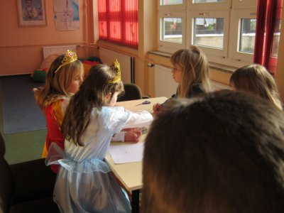 Foto des Albums: Fasching in den FLEX - Klassen