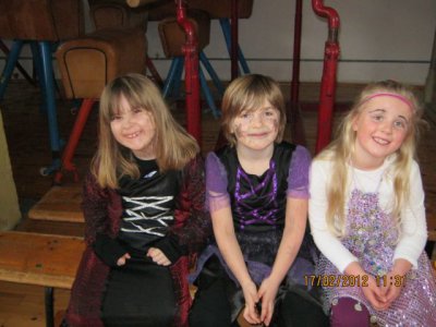Foto des Albums: Fasching in den FLEX - Klassen