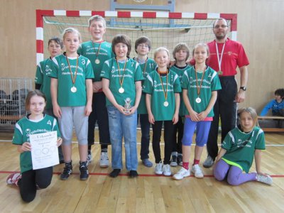 Foto des Albums: Unsere Teams beim Zweifelderball 2012