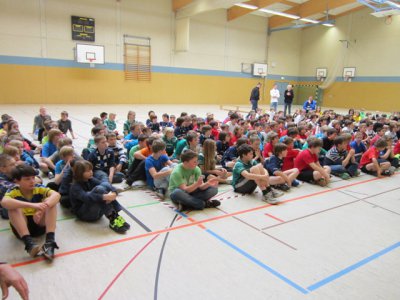 Foto des Albums: Unsere Teams beim Zweifelderball 2012