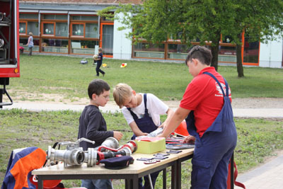 Foto des Albums: Jugendfeuerwehrwerbung auf dem Schulfest