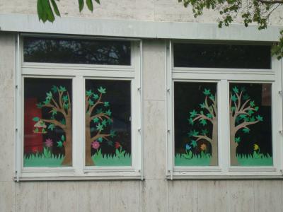 Fr&uuml;hlingshafter Fensterschmuck 