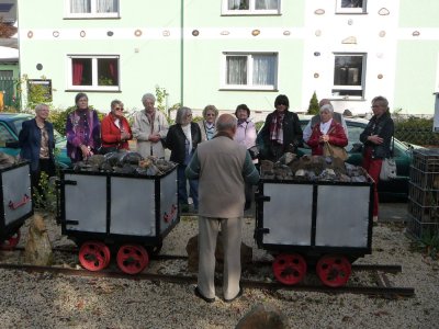 Foto des Albums: Erzählkaffee im Goldenen Oktober zu Gast in Bettendorf  - Geologische Freimuseum, Mineraliensammlung sowie Bettendorfer Mundart