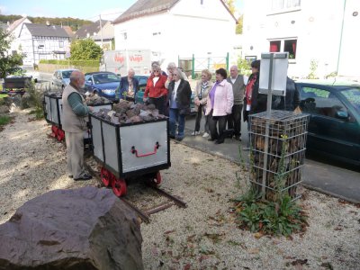 Foto des Albums: Erzählkaffee im Goldenen Oktober zu Gast in Bettendorf  - Geologische Freimuseum, Mineraliensammlung sowie Bettendorfer Mundart