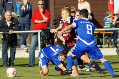 Foto des Albums: Weitere Spielszenen vom Spiel gegen Saas-Bayreuth